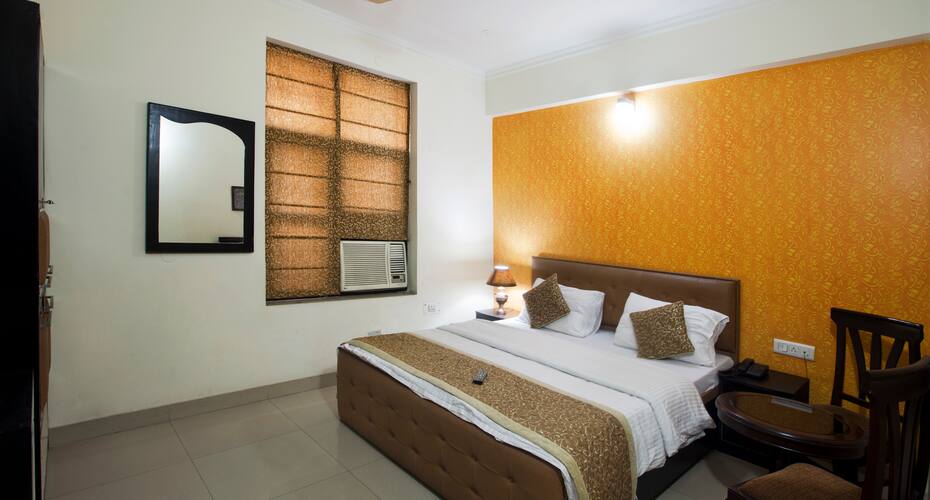 Hotel Imperial Residency, Gurgaon 1
